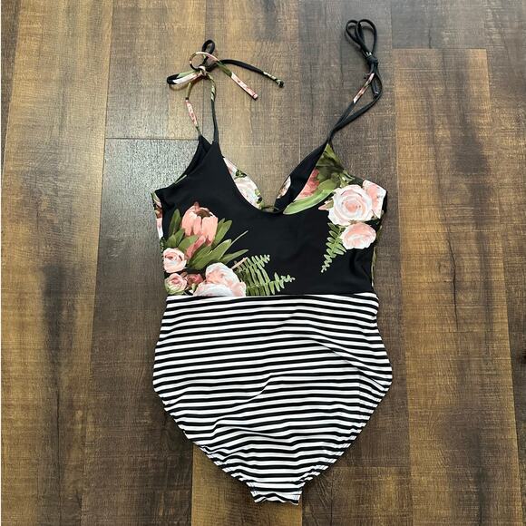 Albion Fit The Rachel One-Piece Black and Midnight Stripe Size Large - Picture 5 of 10